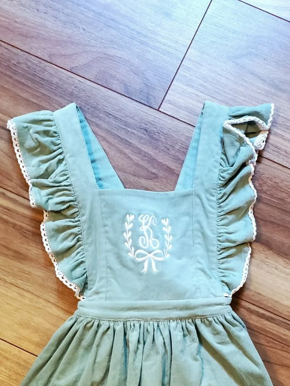 NWT Serendipity Monogramed K Apron Dress Size 5-6